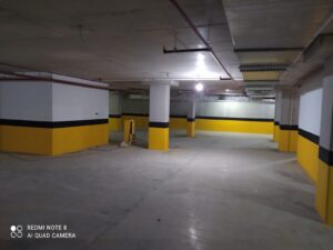 Otopark Yol ve Çizgi Uygulamaları fotoğrafı