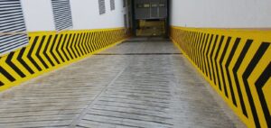 Otopark Yol ve Çizgi Uygulamaları fotoğrafı